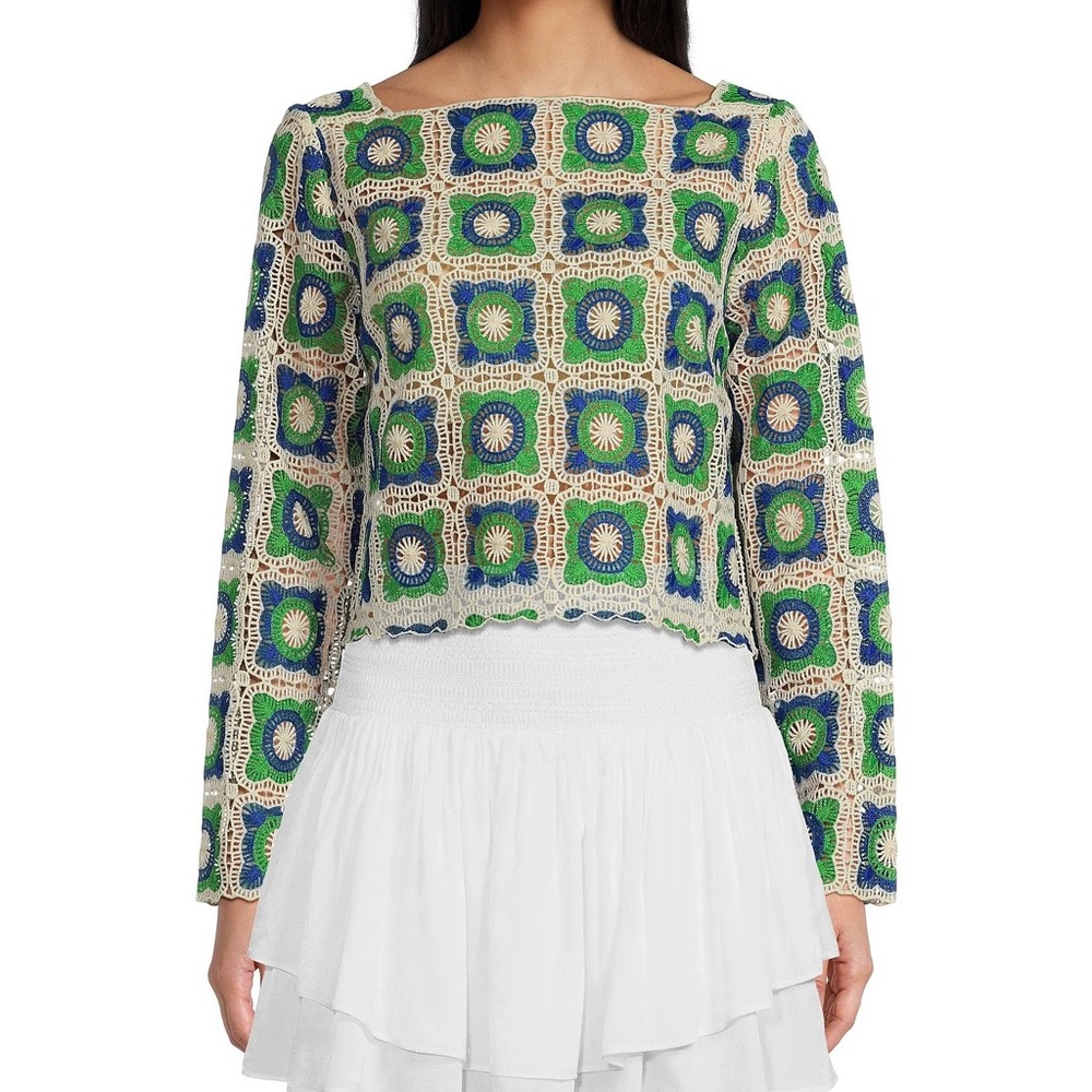 Chelsea & Violet Green and Blue Graphic Crop Blouse